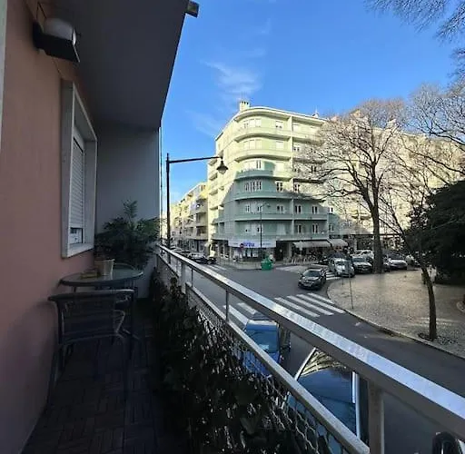 Appartamento Garden 63 - Jardim Da Parada - Campo De Ourique Lisbona